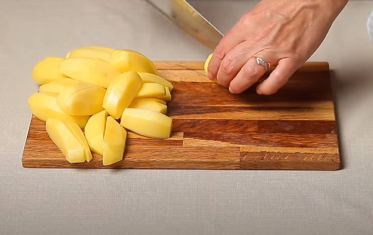 Шупеня зі свинячими хвостами: екстравагантний рецепт ситної гуцульської страви